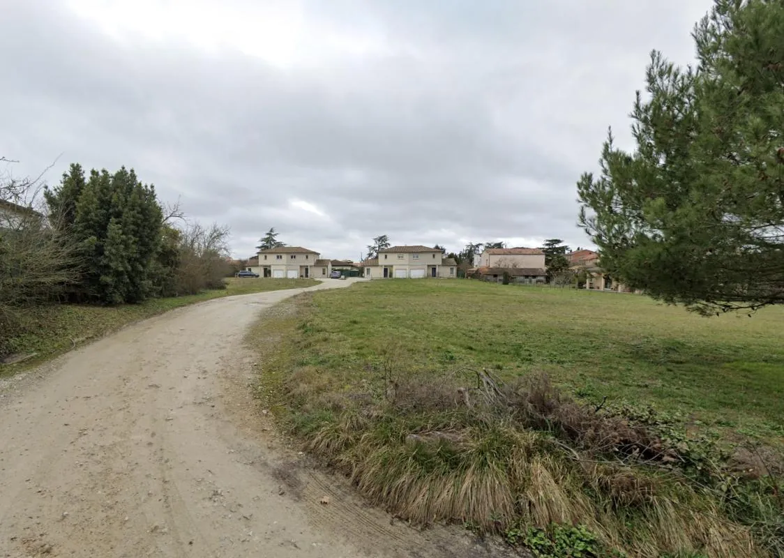 Parcelle constructible de 400 m² à Castelmaurou, retenue pour un projet terrain + maison